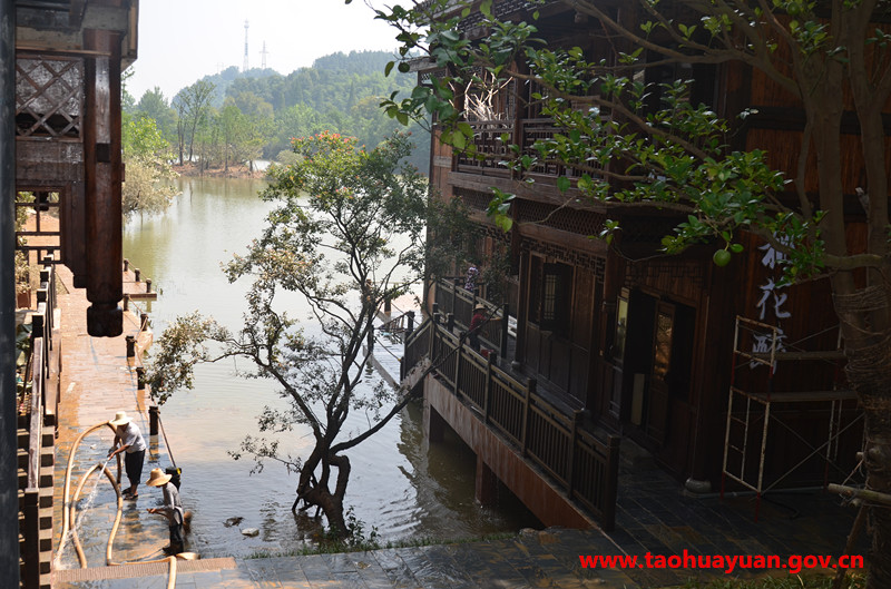 酒吧一条街清理.jpg