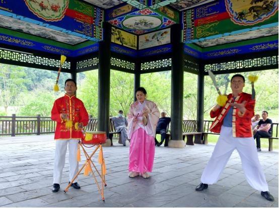 桃花源火了，一天5次上央视，还上了新闻联播